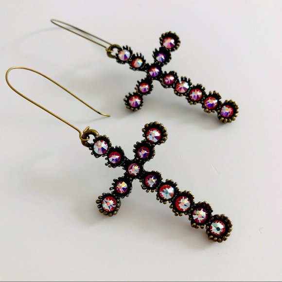 ANTHROPOLOGIE | pierced earrings - Picture 1 of 5